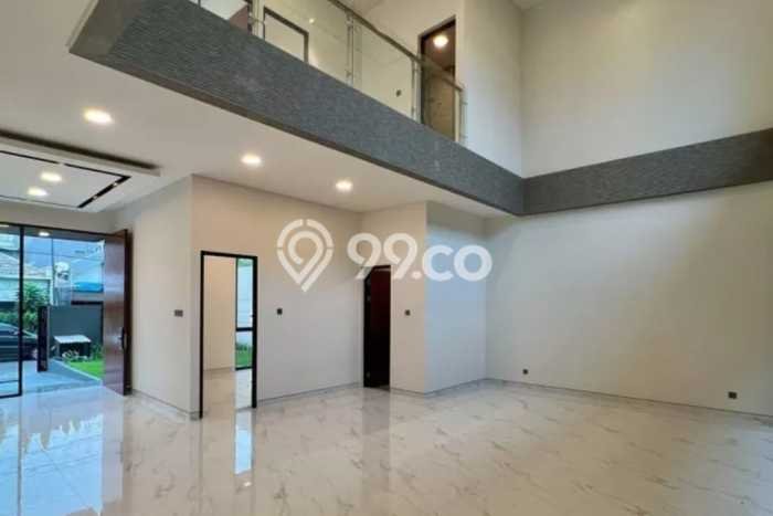 Rumah Mewah LB 300m2 Siap Pakai Desain Elegan di Kertajaya, Surabaya Rumah Mewah LB 300m2 Siap Pakai Desain Elegan di Kertajaya, Surabaya