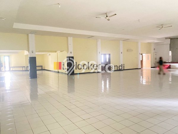 Untuk Dijual Komersial di Banyumanik, Semarang Harga Penawaran Spesial Untuk Dijual Komersial di Banyumanik, Semarang Harga Penawaran Spesial