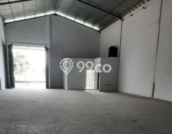 HARGA BERSAING! Gudang di Driyorejo, Luas 350m2m², Area Komersial HARGA BERSAING! Gudang di Driyorejo, Luas 350m2m², Area Komersial