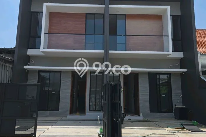 For Sale Rumah 4 Kamar Lokasi Strategis Bagus dan Strategis di Rungkut For Sale Rumah 4 Kamar Lokasi Strategis Bagus dan Strategis di Rungkut