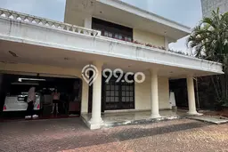 Rumah Mewah Siap Huni LT 589m2 di Kebayoran Lama, Jakarta Selatan Rumah Mewah Siap Huni LT 589m2 di Kebayoran Lama, Jakarta Selatan