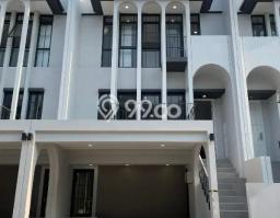 DIJUAL CEPAT! Rumah Modern area BSD, Tangerang, Luas 84m² Bangunan 165m² NEGO! DIJUAL CEPAT! Rumah Modern area BSD, Tangerang, Luas 84m² Bangunan 165m² NEGO!