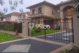 For Sale! Premium House LT 900m2 Desain Modern di Lippo Karawaci For Sale! Premium House LT 900m2 Desain Modern di Lippo Karawaci