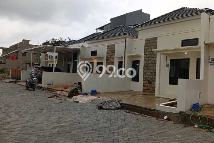 Jual Rumah Murah Meriah Banyumanik Punya 2 Kamar & LT 70m2 Jual Rumah Murah Meriah Banyumanik Punya 2 Kamar & LT 70m2