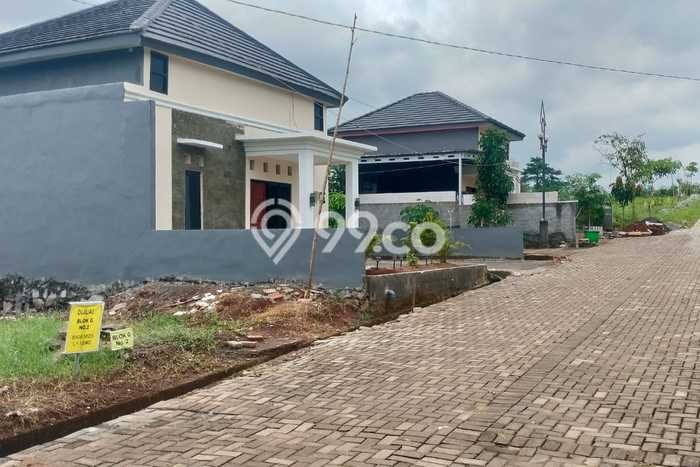Tanah Komersial Dijual di Mijen Semarang 120m2 Tanah Komersial Dijual di Mijen Semarang 120m2