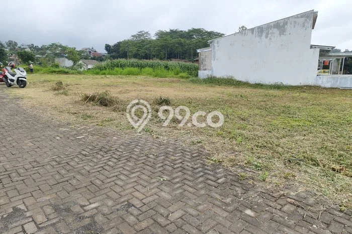 Jarang Ada! Tanah di Ungaran Barat Punya Luas 111m2 SHM Jarang Ada! Tanah di Ungaran Barat Punya Luas 111m2 SHM