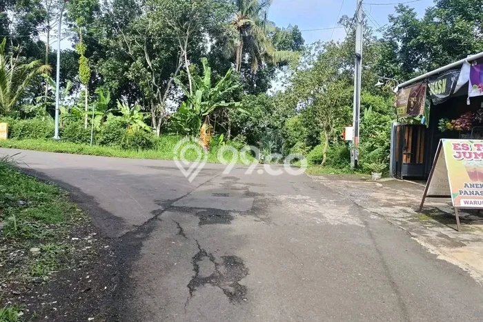Tanah Dijual Lokasi Gunung Pati, Semarang Luas 120m2 Legalitas Aman Tanah Dijual Lokasi Gunung Pati, Semarang Luas 120m2 Legalitas Aman