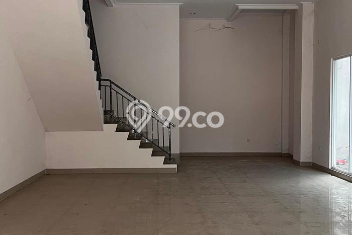Area Ramai! Ruko Dijual di Golf Island untuk Bisnis Luas Bangunan 200m2 Area Ramai! Ruko Dijual di Golf Island untuk Bisnis Luas Bangunan 200m2