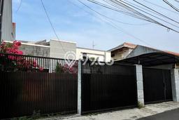Ready to Use! Luxury House LT 236m2 Desain Elegan di Rawamangun Ready to Use! Luxury House LT 236m2 Desain Elegan di Rawamangun