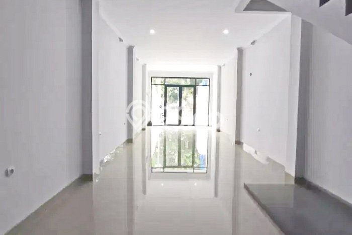 Dijual! Ruko di Rawamangun Jakarta Timur LT 90m2 / LB 300m2 Kawasan Bisnis Dijual! Ruko di Rawamangun Jakarta Timur LT 90m2 / LB 300m2 Kawasan Bisnis