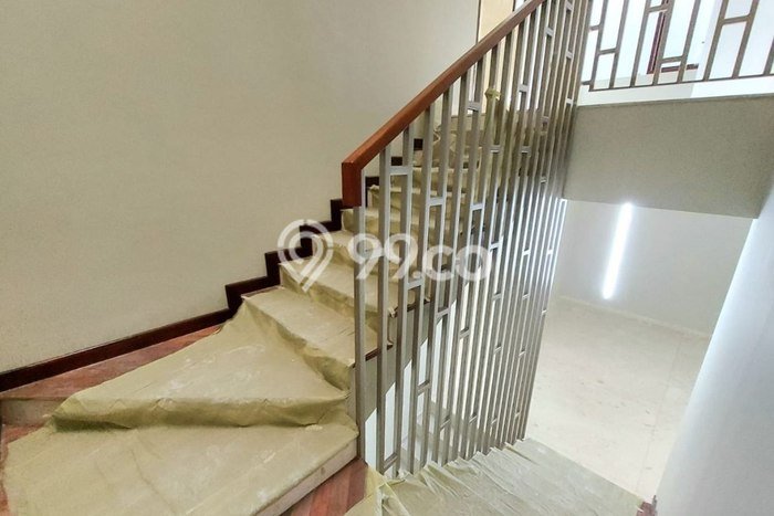 Rumah Luxury Modern Tanpa Renovasi di Ampera Jakarta Selatan Rumah Luxury Modern Tanpa Renovasi di Ampera Jakarta Selatan