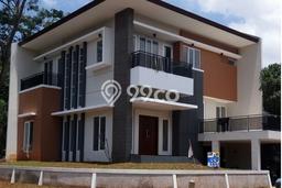 HARGA SPESIAL! Rumah Modern area BSD The Green, Tangerang, Luas 205m² Bangunan 330m² Bisa Nego! HARGA SPESIAL! Rumah Modern area BSD The Green, Tangerang, Luas 205m² Bangunan 330m² Bisa Nego!