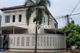 Rumah Modern LT 140m² Siap Huni di Kompleks Cluster Serpong Villa Melati Mas, Tangerang Selatan Rumah Modern LT 140m² Siap Huni di Kompleks Cluster Serpong Villa Melati Mas, Tangerang Selatan