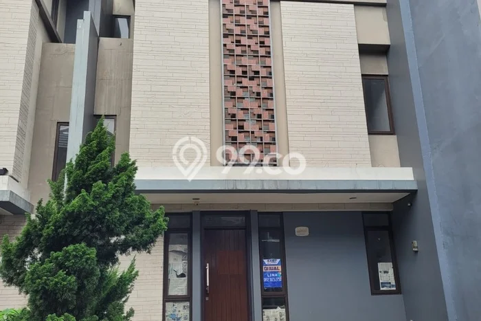Rumah Kost untuk Dijual di BSD Punya 5 Kamar Rumah Kost untuk Dijual di BSD Punya 5 Kamar