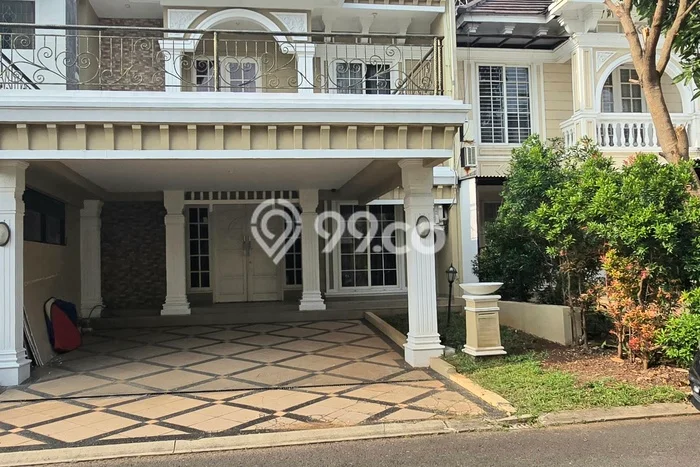 Ready to Use! Luxury House LT 160m2 Desain Elegan di BSD Victoria Park Lane Ready to Use! Luxury House LT 160m2 Desain Elegan di BSD Victoria Park Lane