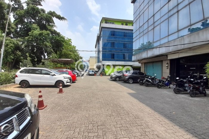 Dijual Ruko di Bekasi Barat Bekasi LT 75m2 / LB 300m2 Dijual Ruko di Bekasi Barat Bekasi LT 75m2 / LB 300m2