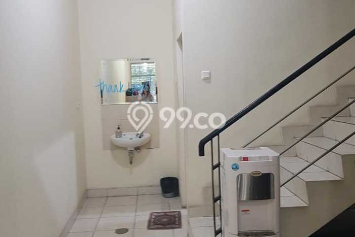 INVESTASI POTENSIAL! Ruko Kawasan Kembangan, Luas 200m², Tingkat Keramaian Tinggi INVESTASI POTENSIAL! Ruko Kawasan Kembangan, Luas 200m², Tingkat Keramaian Tinggi