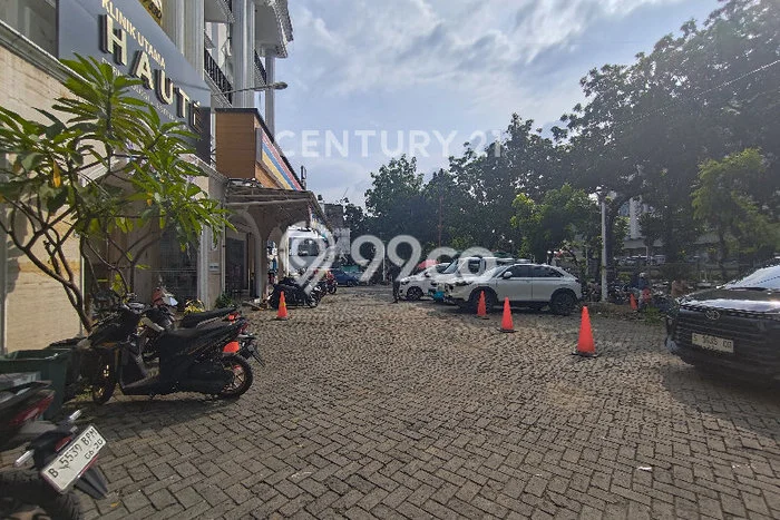 Area Strategis! Disewakan Ruko Lokasi Kebon Jeruk, Jakarta Barat Cocok untuk Bisnis Area Strategis! Disewakan Ruko Lokasi Kebon Jeruk, Jakarta Barat Cocok untuk Bisnis