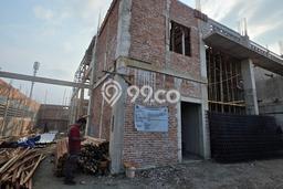 Unit Gudang Disewakan di Meruya di Area Ramai & Strategis Unit Gudang Disewakan di Meruya di Area Ramai & Strategis