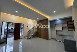 Rumah Strategis Minimalis Lb 125m2 di Serpong Utara, Tangerang Selatan Rumah Strategis Minimalis Lb 125m2 di Serpong Utara, Tangerang Selatan