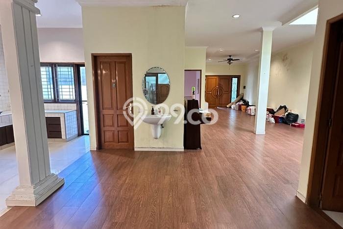 Rumah Elit Modern Siap Huni di Pluit Jakarta Utara Rumah Elit Modern Siap Huni di Pluit Jakarta Utara
