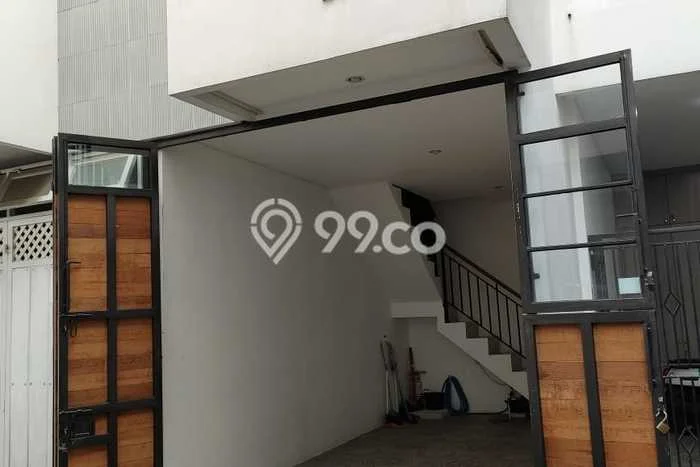 Jual Rumah Strategis Bagus Punya 2 KT di Johar Baru Jakarta Pusat SHM Jual Rumah Strategis Bagus Punya 2 KT di Johar Baru Jakarta Pusat SHM