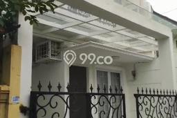 Siap Huni Hunian Elit 4 Kamar di Tebet Dekat ke Mana Saja Siap Huni Hunian Elit 4 Kamar di Tebet Dekat ke Mana Saja