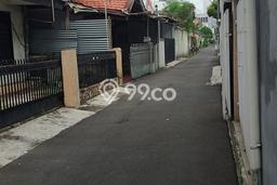 Siap Huni Rumah Mewah 4 Kamar di Tebet Dekat ke Mana Saja Siap Huni Rumah Mewah 4 Kamar di Tebet Dekat ke Mana Saja