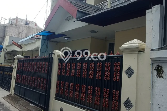 Rumah Cantik Siap Pakai Di Tebet Luas 200m2 Aman Rumah Cantik Siap Pakai Di Tebet Luas 200m2 Aman