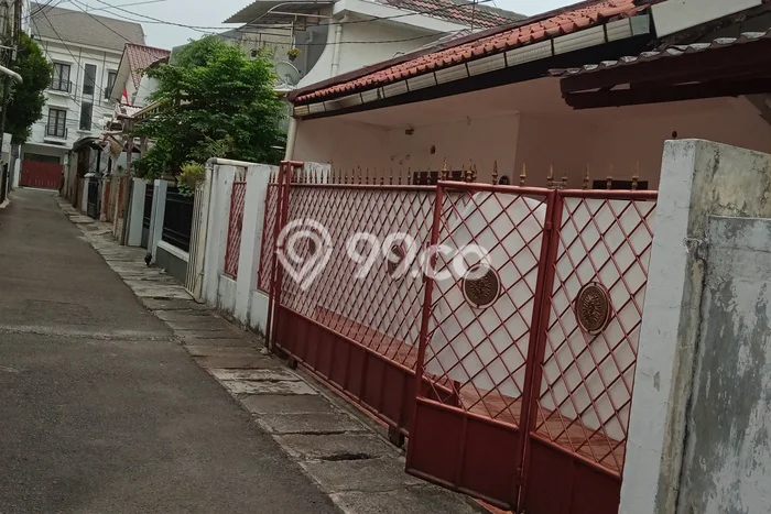 Disewakan Segera Rumah Kondisi Bagus di Area Tebet, Jakarta Selatan Disewakan Segera Rumah Kondisi Bagus di Area Tebet, Jakarta Selatan