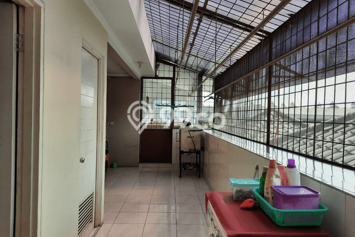 Siap Huni Rumah Mewah 6 Kamar di Cengkareng Dekat ke Mana Pun Siap Huni Rumah Mewah 6 Kamar di Cengkareng Dekat ke Mana Pun