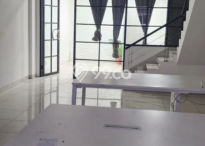 Disewakan Ruko di Kawasan Ramai Pluit Luas 320m2 Disewakan Ruko di Kawasan Ramai Pluit Luas 320m2