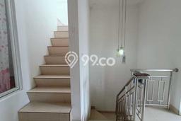 Jual Rumah Eksklusif 4 KT di Green Lake City, Jakarta Barat Jual Rumah Eksklusif 4 KT di Green Lake City, Jakarta Barat