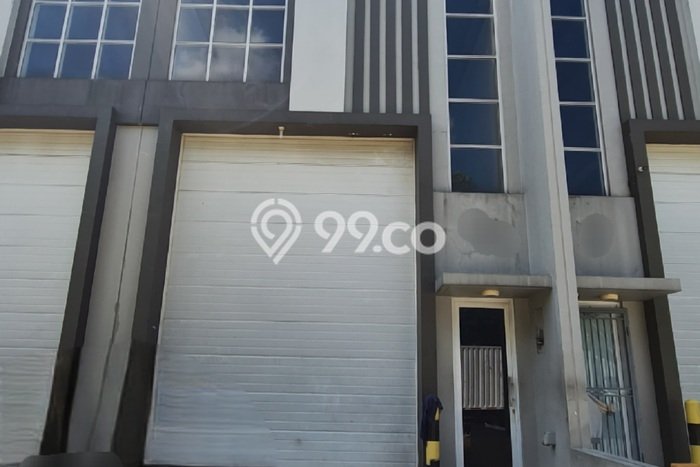 Unit Gudang Dijual di Jakarta Barat LT 120m2 & LB 100m2 Unit Gudang Dijual di Jakarta Barat LT 120m2 & LB 100m2