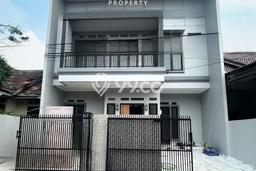 Ready to Use! Premium House LT 180m2 Desain Modern di BSD Griya Loka Ready to Use! Premium House LT 180m2 Desain Modern di BSD Griya Loka