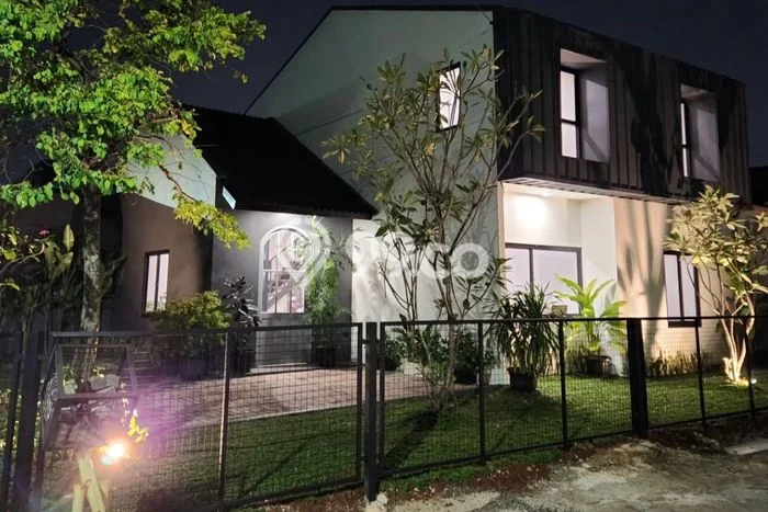 Dijual Hunian Mewah dengan Fasilitas Sekitar Lengkap di Serpong, Tangerang Selatan Dijual Hunian Mewah dengan Fasilitas Sekitar Lengkap di Serpong, Tangerang Selatan