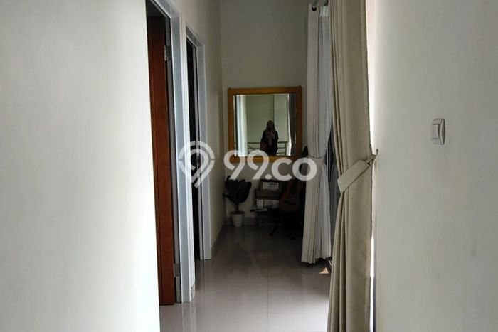 Rumah Luas Asri 4 KT Siap Pakai di Ciater Tangerang Rumah Luas Asri 4 KT Siap Pakai di Ciater Tangerang