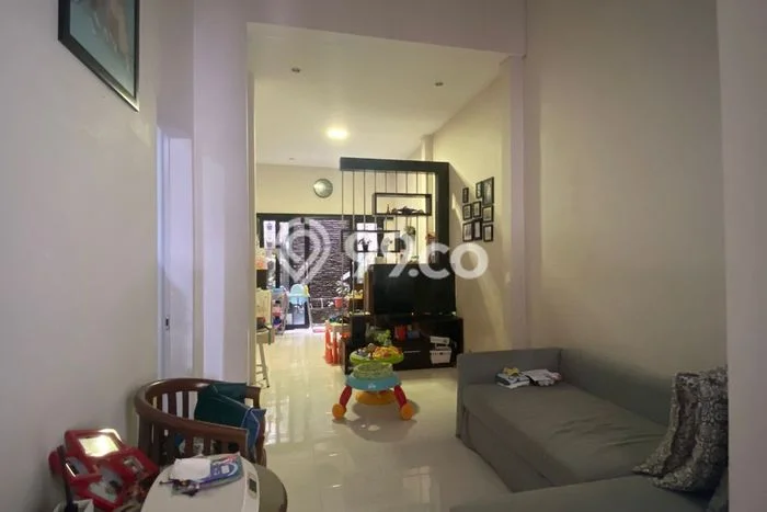 Hunian Cantik Modern Lb 120m2 di Pamulang, Tangerang Selatan Hunian Cantik Modern Lb 120m2 di Pamulang, Tangerang Selatan