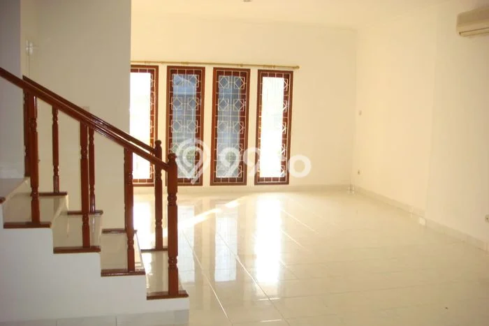 Best Deal Hunian Premium Ideal dan Luas di Ciputat, Tangerang Selatan Best Deal Hunian Premium Ideal dan Luas di Ciputat, Tangerang Selatan