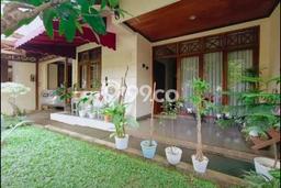 Rumah Eksklusif Dijual LT 209m2 di Ciputat Timur, Tangerang Selatan Rumah Eksklusif Dijual LT 209m2 di Ciputat Timur, Tangerang Selatan