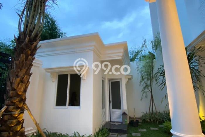 Ready to Use! Premium House LT 627m2 Desain Elegan di Pondok Indah Ready to Use! Premium House LT 627m2 Desain Elegan di Pondok Indah