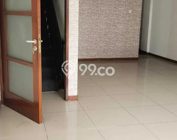 Unit Ruko Disewakan di Pondok Pinang di Area Ramai & Strategis Unit Ruko Disewakan di Pondok Pinang di Area Ramai & Strategis