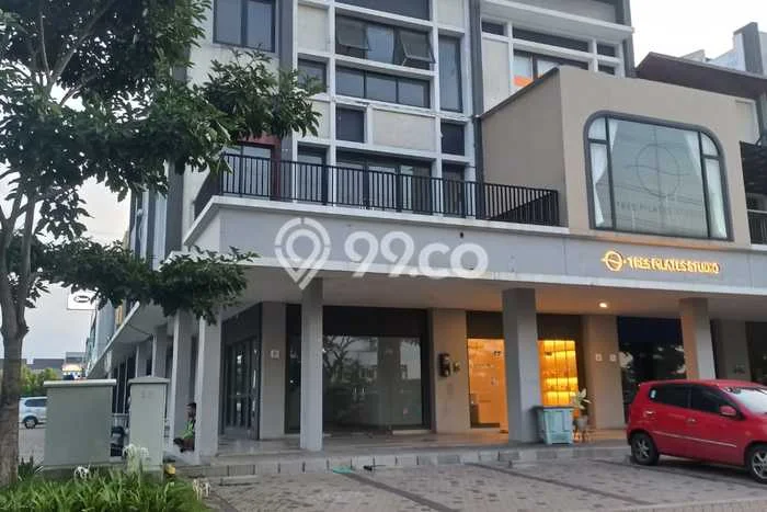 Disewakan Ruko di Kawasan Ramai Summarecon Serpong Luas 254m2 Disewakan Ruko di Kawasan Ramai Summarecon Serpong Luas 254m2