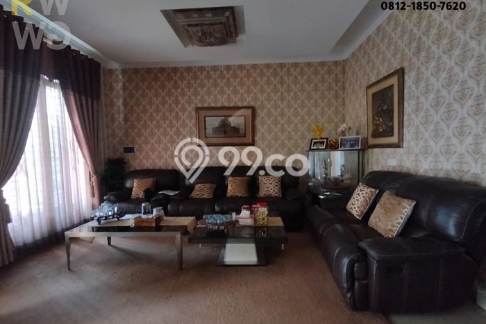 For Sale! Luxury House LT 200m2 Desain Elegan di Grand Wisata For Sale! Luxury House LT 200m2 Desain Elegan di Grand Wisata