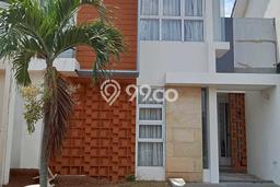 Dijual Hunian Rumah Terawat 3 Kamar di Grand Wisata, Bekasi Dijual Hunian Rumah Terawat 3 Kamar di Grand Wisata, Bekasi