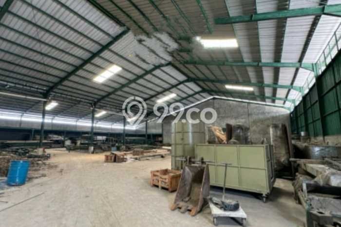 Gudang disewakan di Jati Uwung Tangerang dengan luas bangunan 6000m2 Gudang disewakan di Jati Uwung Tangerang dengan luas bangunan 6000m2