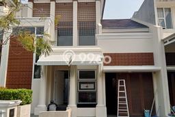 Rumah di BSD Green Wich, Tangerang, Luas 180m² LB 170m² - INVESTASI TERBAIK! Rumah di BSD Green Wich, Tangerang, Luas 180m² LB 170m² - INVESTASI TERBAIK!