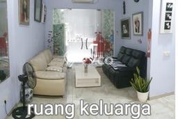 For Sale! Luxury House LT 164m2 Desain Modern di BSD The Green For Sale! Luxury House LT 164m2 Desain Modern di BSD The Green