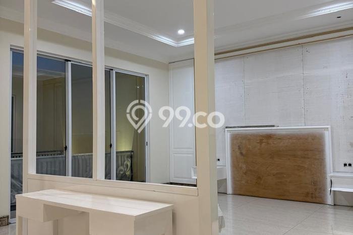 Ready to Use! Premium House LT 345m2 Desain Modern di Graha Ready to Use! Premium House LT 345m2 Desain Modern di Graha
