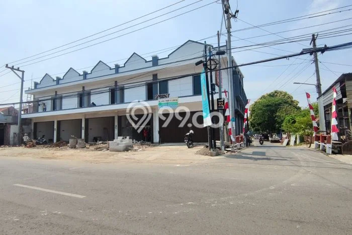 LOKASI STRATEGIS! Ruko di Pekalongan Selatan, Luas 224m², Pusat Bisnis, Mainroad LOKASI STRATEGIS! Ruko di Pekalongan Selatan, Luas 224m², Pusat Bisnis, Mainroad